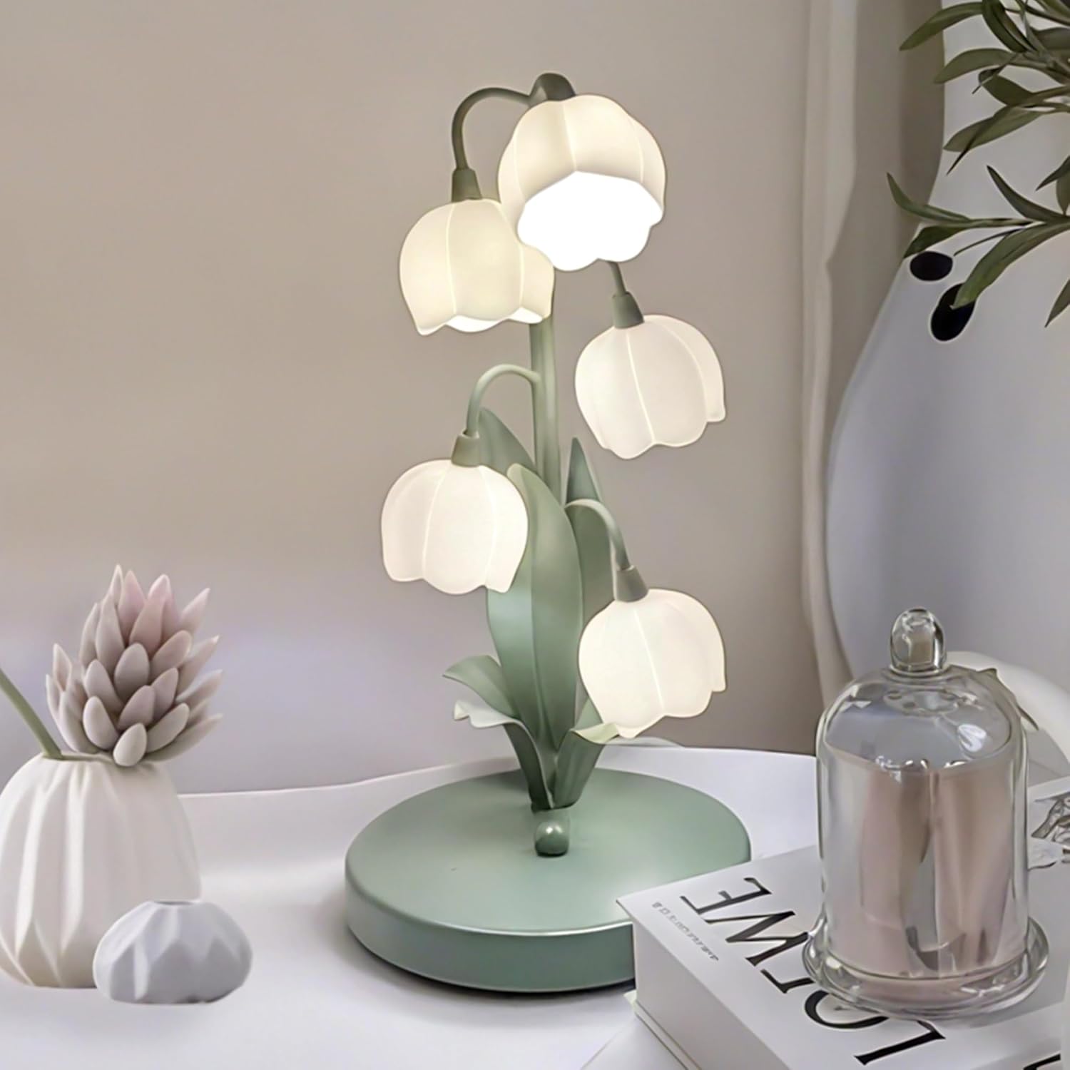 Green lamps